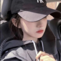 依依女王.