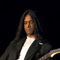 Anand Bhatt、Curtis King