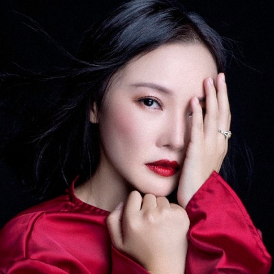 李佳璐