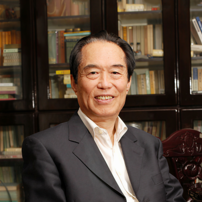 阎崇年