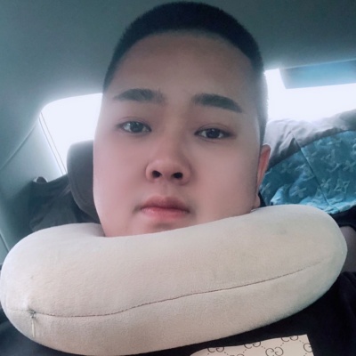 张佳伟